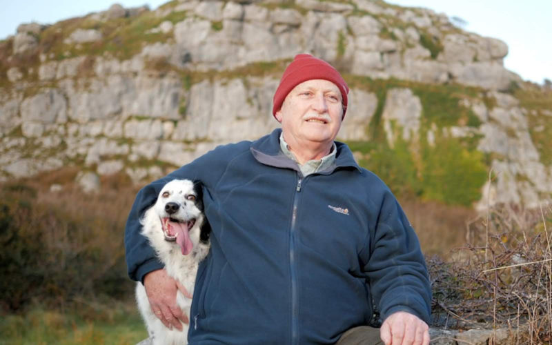 Storytelling by Peter Curtin in the Roadside Tavern Burren Experiences